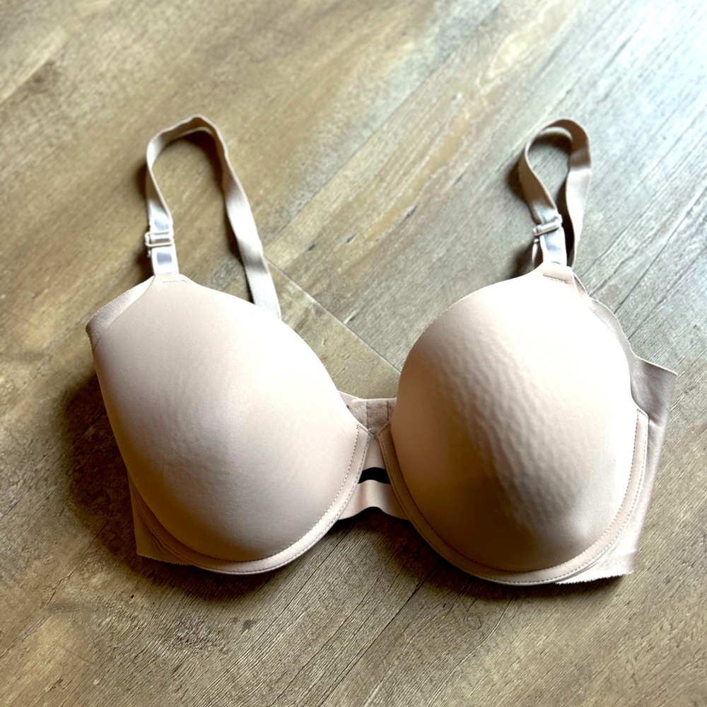 Warner’s- Nude Underwire Bra- 36DD